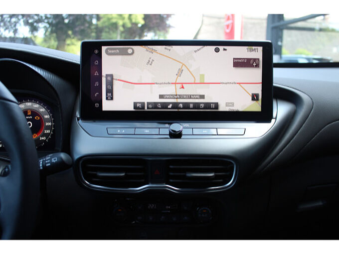 Nissan Juke 1.6 Hybrid N-Connecta Winter Automatik