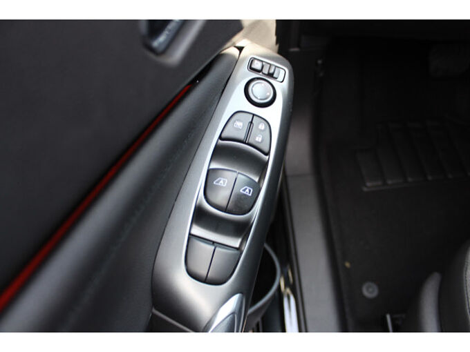 Nissan Juke 1.6 Hybrid N-Connecta Winter Automatik