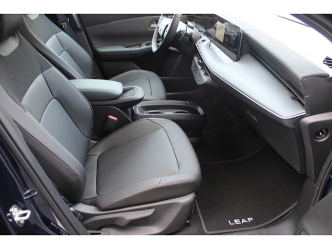 Nissan Leaf 75 kWh Advance 2Farben
