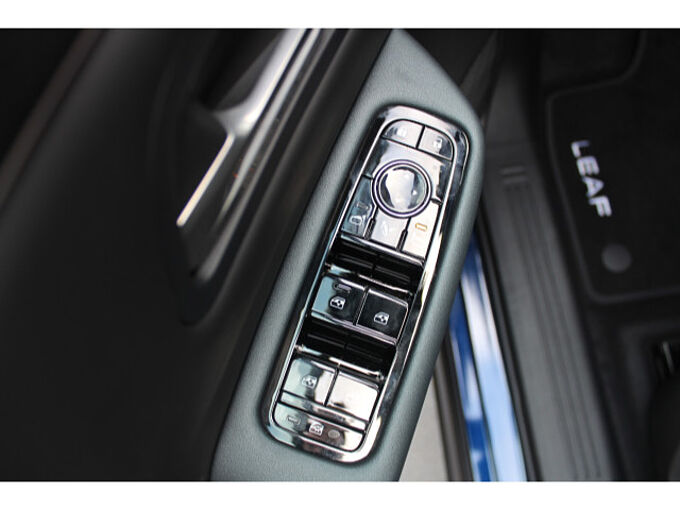 Nissan Leaf 75 kWh Advance 2Farben