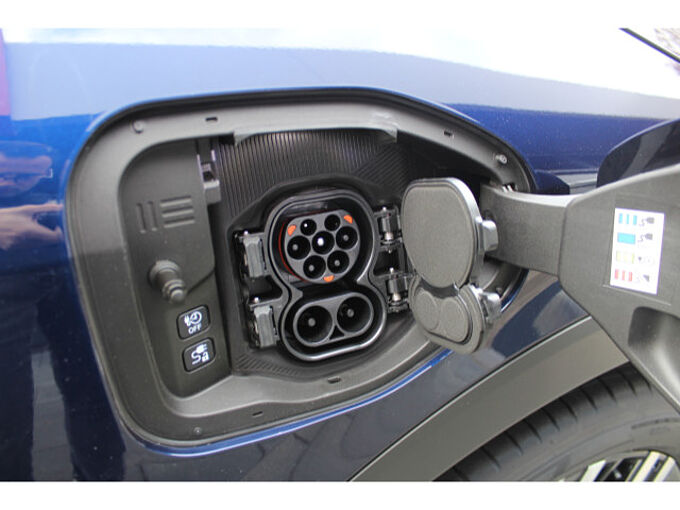 Nissan Leaf 75 kWh Advance 2Farben