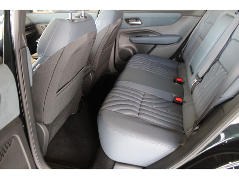 Nissan Ariya e-4ORCE 87 kWh Evolve+ Pack 20 Zoll e-4ORCE 87 kWh Evolve+ Pack 20 Zoll