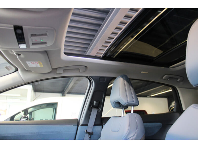 Nissan Ariya e-4ORCE 87 kWh Evolve+ Pack 20 Zoll e-4ORCE 87 kWh Evolve+ Pack 20 Zoll