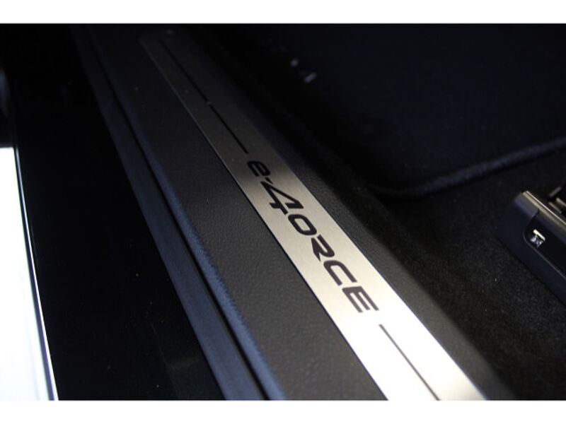 Nissan Ariya e-4ORCE 87 kWh Evolve+ Pack 20 Zoll e-4ORCE 87 kWh Evolve+ Pack 20 Zoll