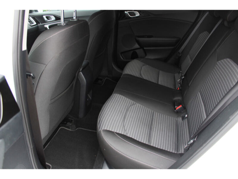 Kia cee'd Sportswagon 1.5 T-GDI LX AT Klimaautomatik 1.5 T-GDI LX AT Klimaautomatik