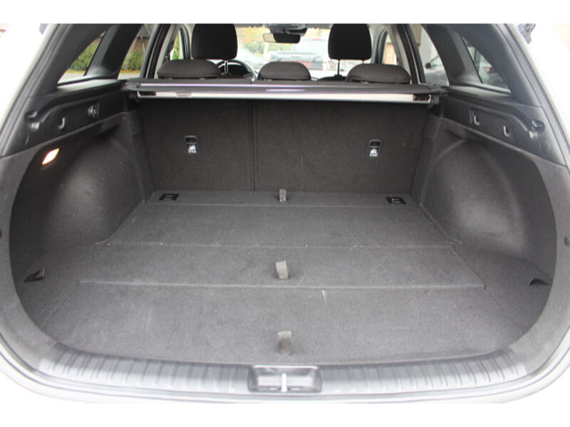 Kia cee'd Sportswagon 1.5 T-GDI LX AT Klimaautomatik 1.5 T-GDI LX AT Klimaautomatik