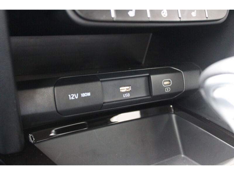 Kia cee'd Sportswagon 1.5 T-GDI LX AT Klimaautomatik 1.5 T-GDI LX AT Klimaautomatik