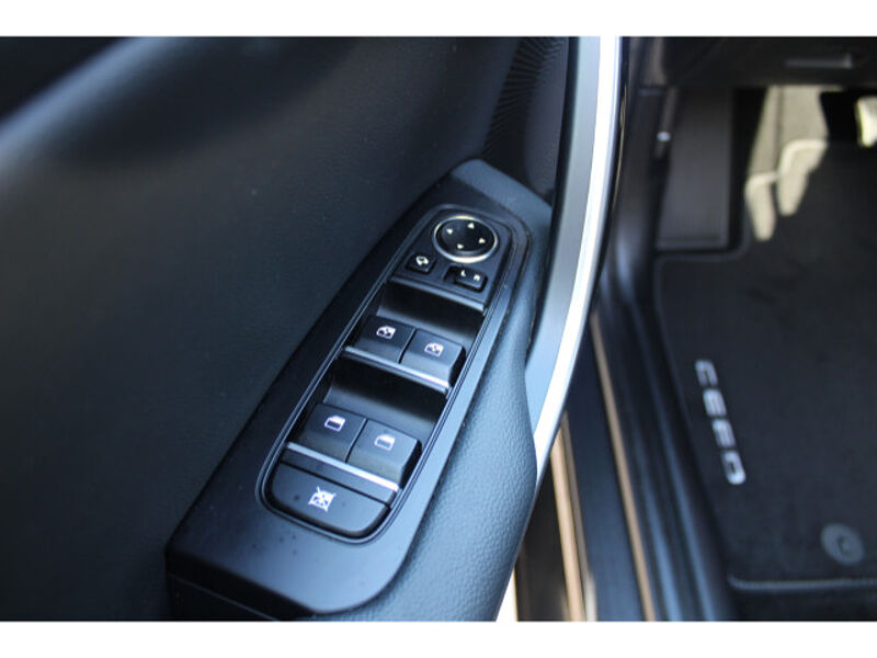 Kia cee'd Sportswagon 1.5 T-GDI LX AT Klimaautomatik 1.5 T-GDI LX AT Klimaautomatik