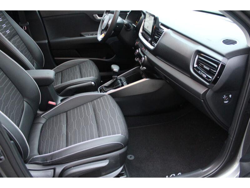 Kia Stonic 1.0 T-GDI 100 48V DCT7 GT-line Tech GD 1.0 T-GDI 100 48V DCT7 GT-line Tech GD