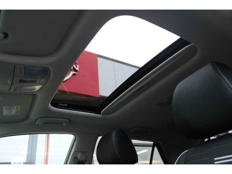 Kia Stonic 1.0 T-GDI 100 48V DCT7 GT-line Tech GD 1.0 T-GDI 100 48V DCT7 GT-line Tech GD