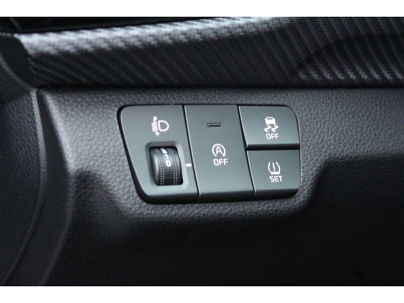 Kia Stonic 1.0 T-GDI 100 48V DCT7 GT-line Tech GD 1.0 T-GDI 100 48V DCT7 GT-line Tech GD