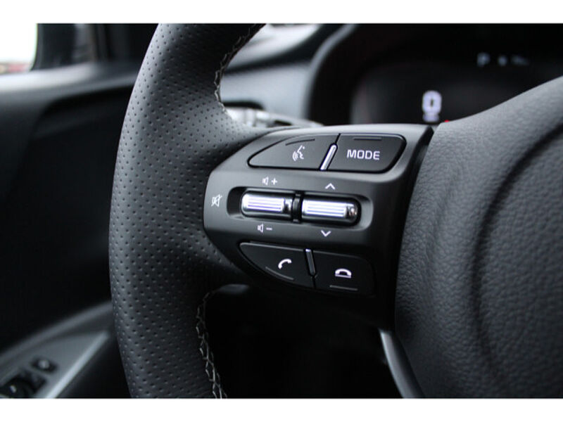 Kia Stonic 1.0 T-GDI 100 48V DCT7 GT-line Tech GD 1.0 T-GDI 100 48V DCT7 GT-line Tech GD