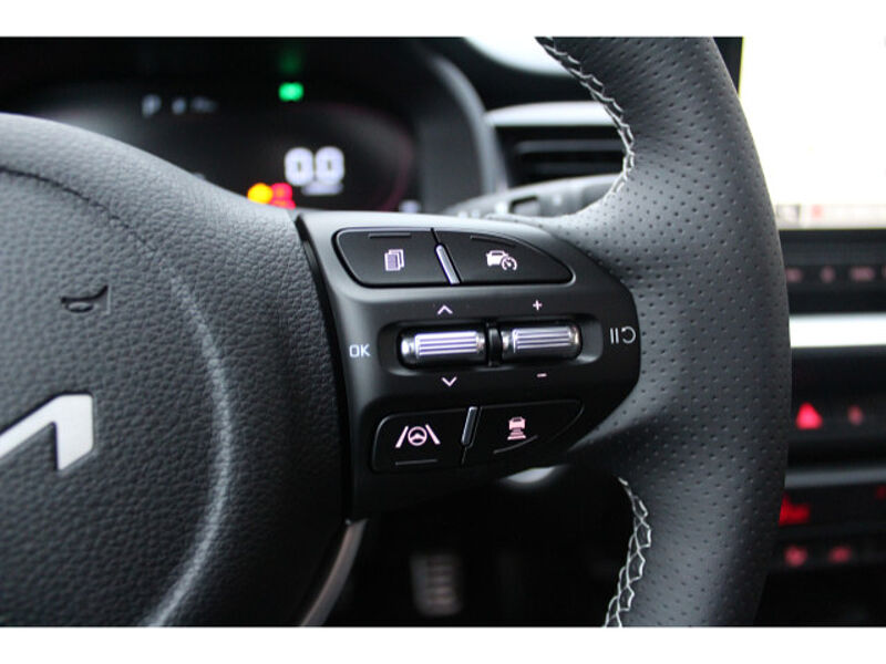 Kia Stonic 1.0 T-GDI 100 48V DCT7 GT-line Tech GD 1.0 T-GDI 100 48V DCT7 GT-line Tech GD