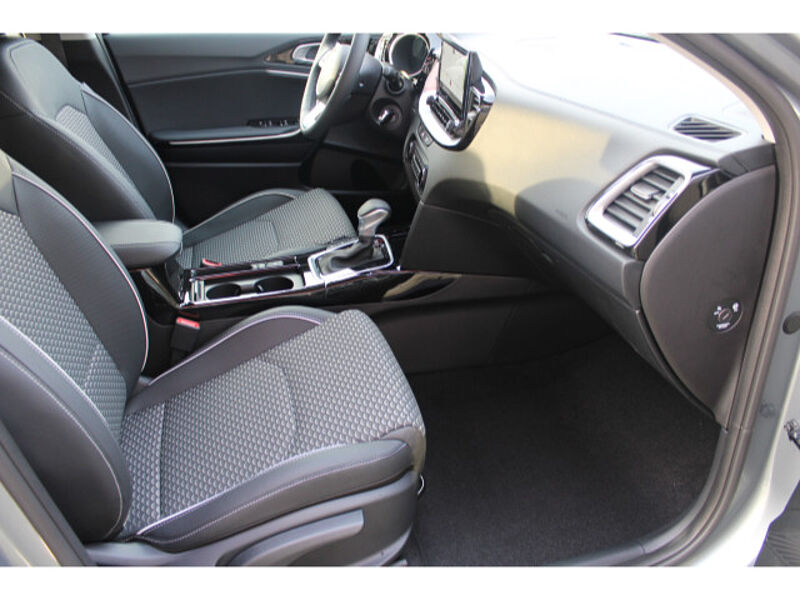 Kia XCeed 1.5 T-GDI Exclusive Automatik LED Navi Spirit