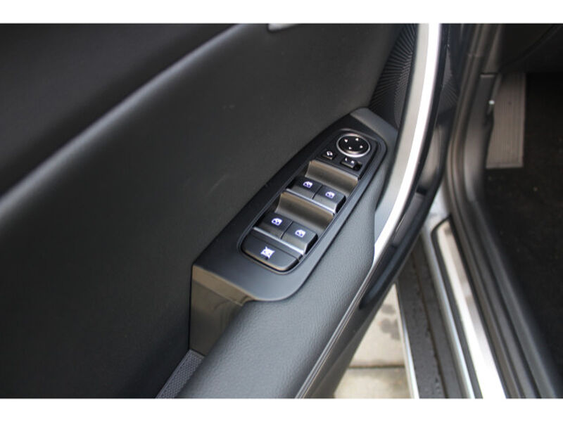 Kia XCeed 1.5 T-GDI Exclusive Automatik LED Navi Spirit