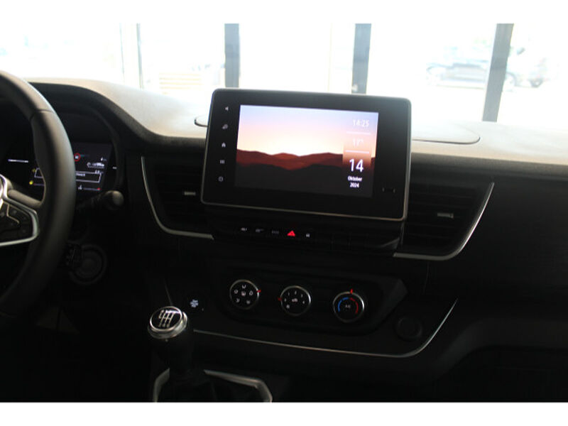 Nissan Primastar L1H1 Kombi 2.0 dCi Tekna Navi Design L1H1 Kombi 2.0 dCi Tekna Navi Design