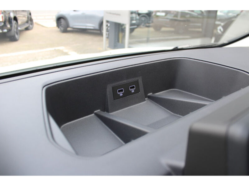 Nissan Primastar Kasten L1H1 2.0 dCi N-Connecta LRB AHK Kasten L1H1 2.0 dCi N-Connecta LRB AHK