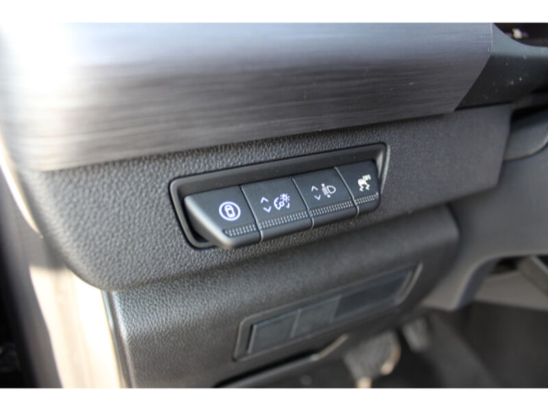 Nissan Townstar Kombi L1 1.3 DIG-T 130 Tekna Automatik Kombi L1 1.3 DIG-T 130 Tekna Automatik