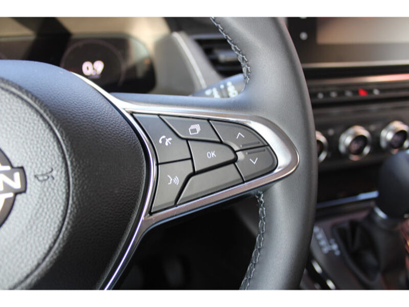 Nissan Townstar Kombi L1 1.3 DIG-T 130 Tekna Automatik Kombi L1 1.3 DIG-T 130 Tekna Automatik