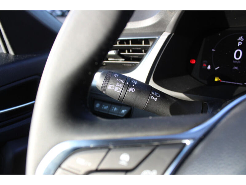 Nissan Townstar Kombi L1 1.3 DIG-T 130 Tekna Automatik Kombi L1 1.3 DIG-T 130 Tekna Automatik