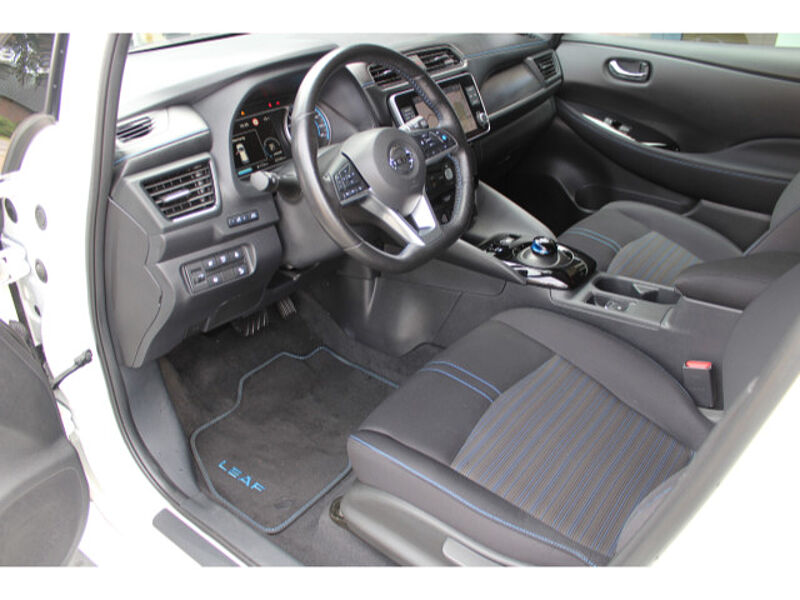 Nissan Leaf 62 kWh e+ N-CONNECTA LED Winter