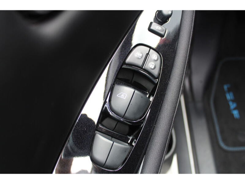 Nissan Leaf 62 kWh e+ N-CONNECTA LED Winter