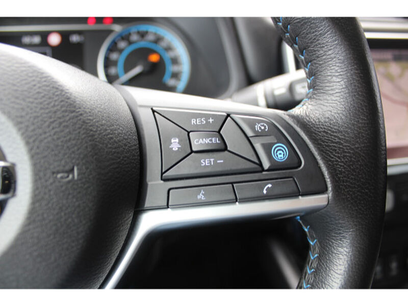 Nissan Leaf 62 kWh e+ N-CONNECTA LED Winter