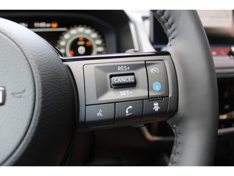 Nissan Qashqai 1.3 DIG-T N-Connecta Winter Komfort