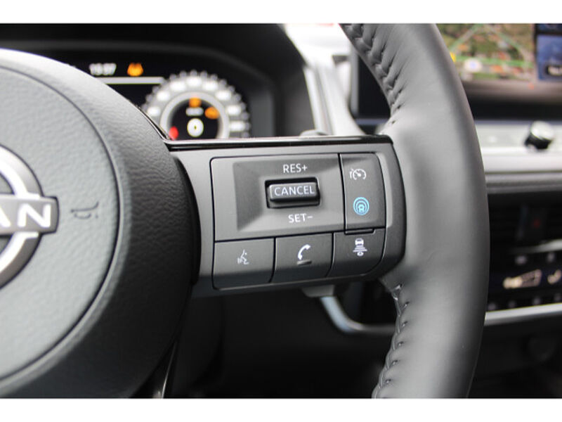 Nissan Qashqai 1.3 DIG-T N-Connecta Winter