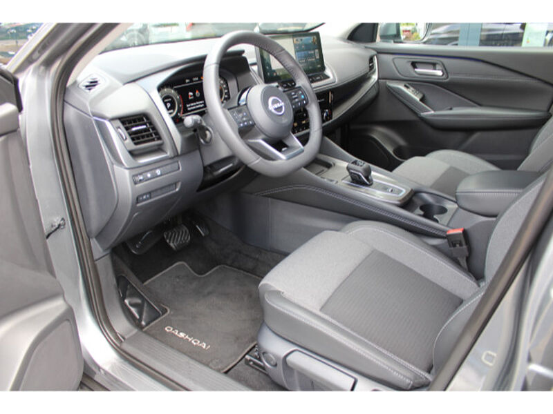 Nissan Qashqai 1.3 DIG-T N-Connecta Winter