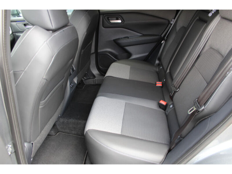 Nissan Qashqai 1.3 DIG-T N-Connecta Winter