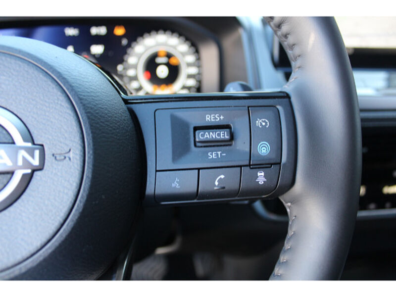 Nissan Qashqai 1.3 DIG-T N-Connecta Winter Komfort PGD