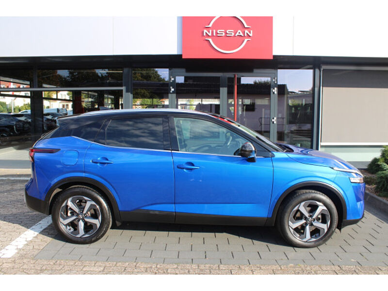 Nissan Qashqai 1.3 DIG-T Premiere Edition AT LED AHK N-CONNECTA