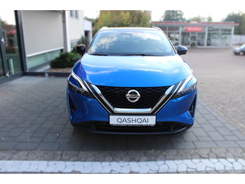Nissan Qashqai 1.3 DIG-T Premiere Edition AT LED AHK N-CONNECTA
