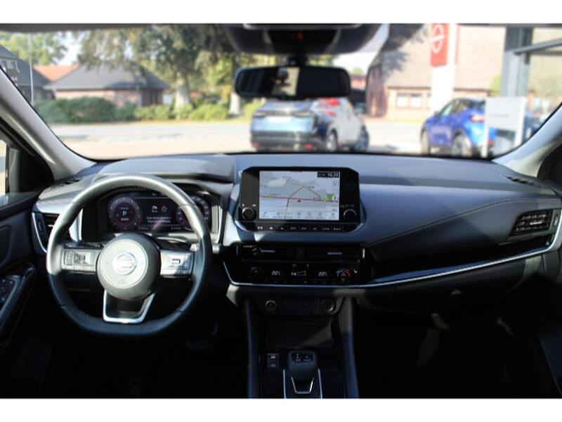 Nissan Qashqai 1.3 DIG-T Premiere Edition AT LED AHK N-CONNECTA