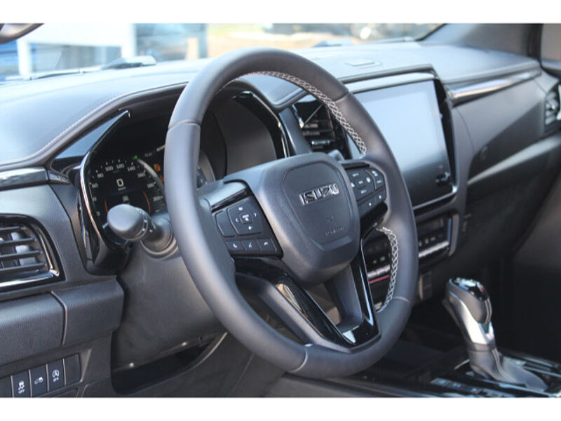 Isuzu D-Max 4x4 Double Cab V-CROSS Automatik