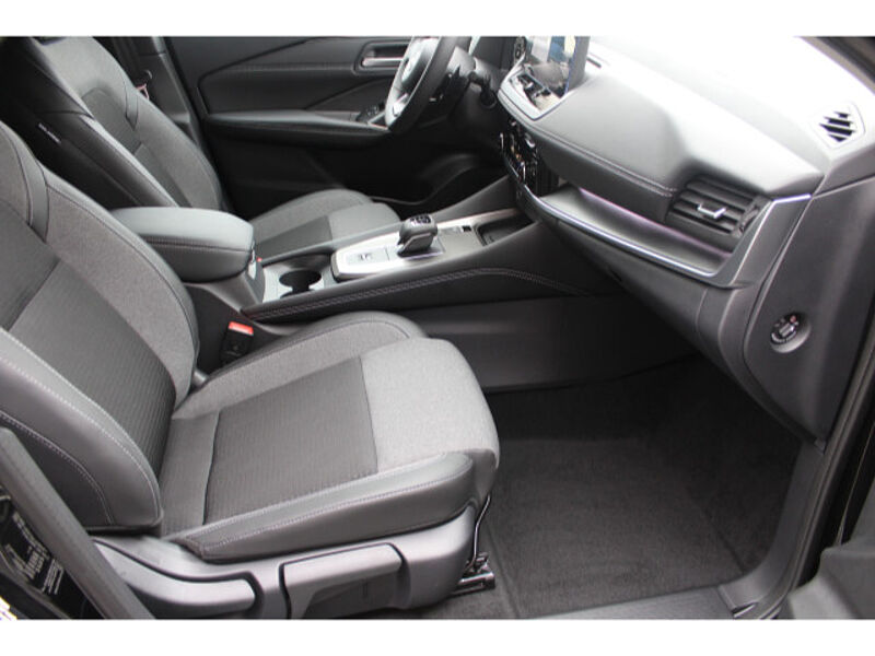 Nissan Qashqai 1.3 DIG-T N-Connecta Winter