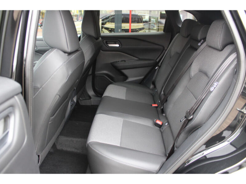 Nissan Qashqai 1.3 DIG-T N-Connecta Winter