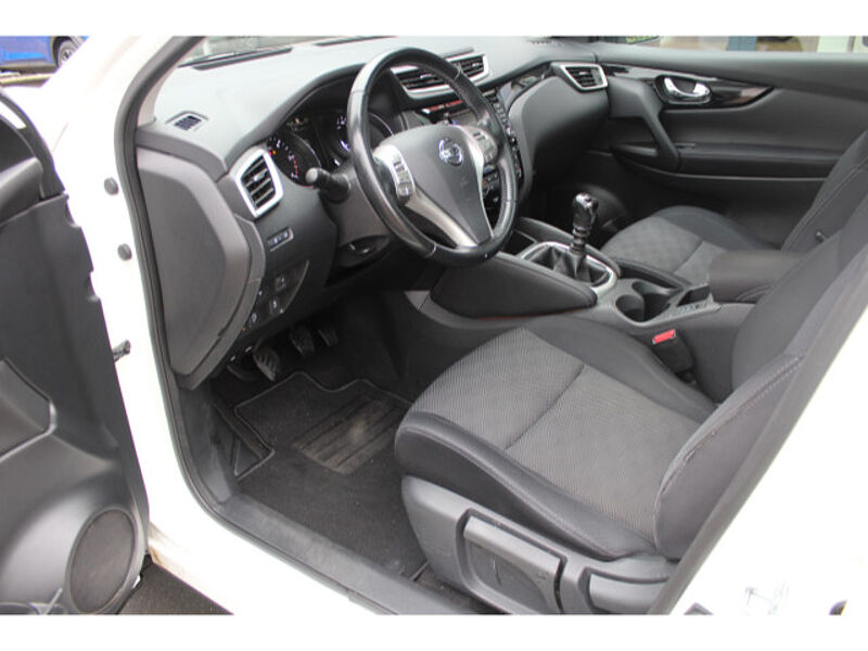 Nissan Qashqai 1.6 dCi 360&deg; AHK Dachreling Panoramadach 360