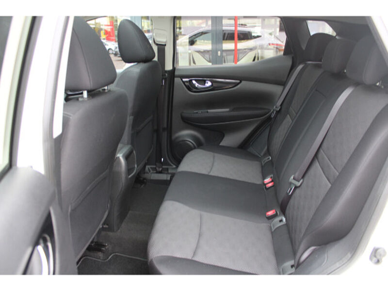 Nissan Qashqai 1.6 dCi 360&deg; AHK Dachreling Panoramadach 360