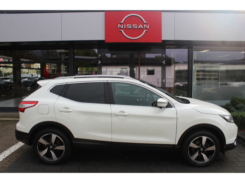 Nissan Qashqai 1.6 dCi 360&deg; AHK Dachreling Panoramadach 360