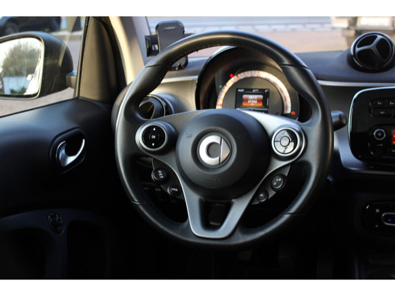 Smart ForTwo coupe 1.0 passion Klimaautomatik Panorama