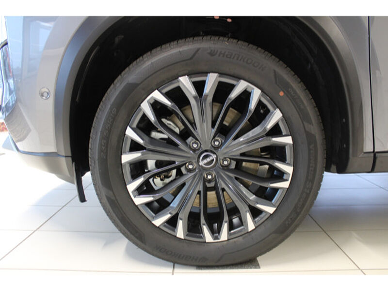 Nissan X-Trail 1,5 VC-T e-4orce Tekna Bose Glasdach