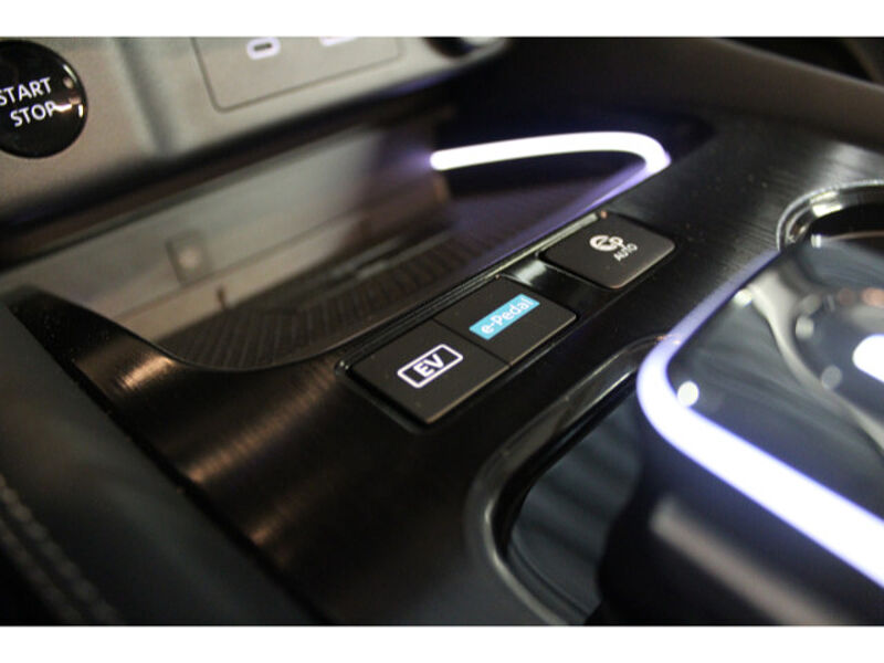 Nissan X-Trail 1,5 VC-T e-4orce Tekna Bose Glasdach