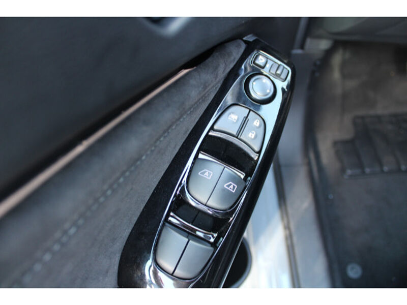 Nissan Juke 1.6 Hybrid N-DESIGN BOSE Tech Automatik