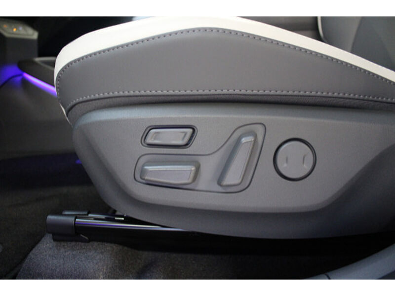 Kia EV3 81,4 kWh GT-Line Glasdach Komfort DriveWise