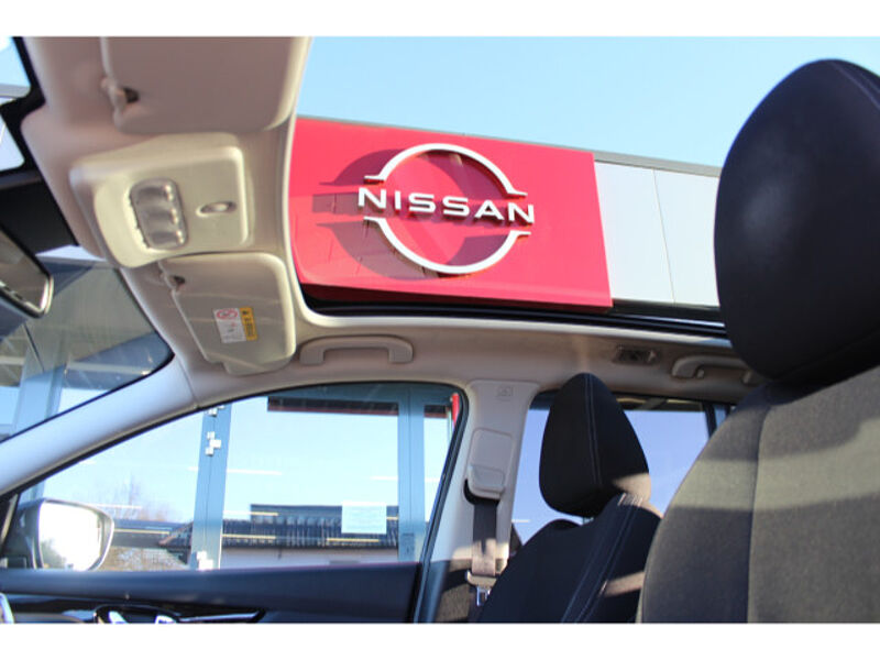 Nissan Qashqai 1.3 DIG-T N-Connecta AT Winter PGD