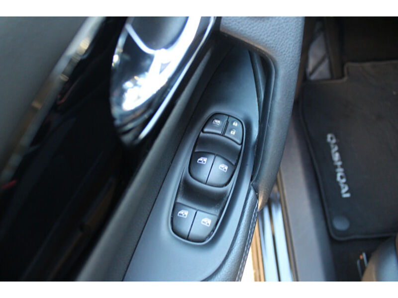 Nissan Qashqai 1.3 DIG-T N-Connecta AT Winter PGD