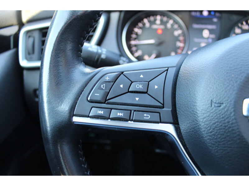 Nissan Qashqai 1.3 DIG-T N-Connecta AT Winter PGD