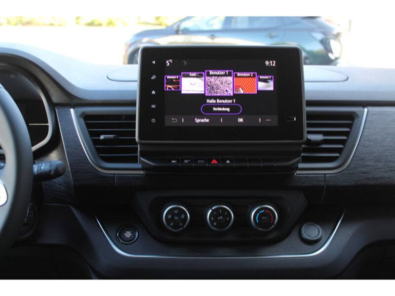 Nissan Primastar L1H1 Kombi 2.0dCi Tekna AT Navi Design